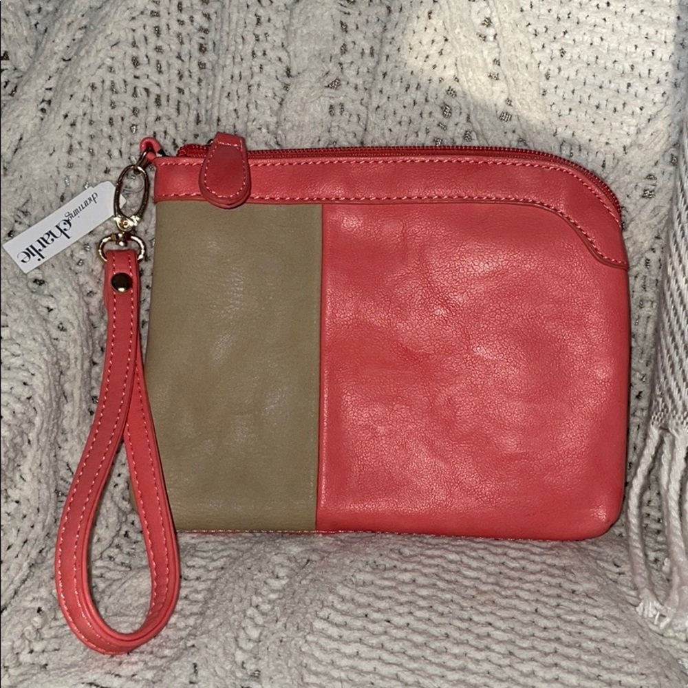 Women’s Wristlet